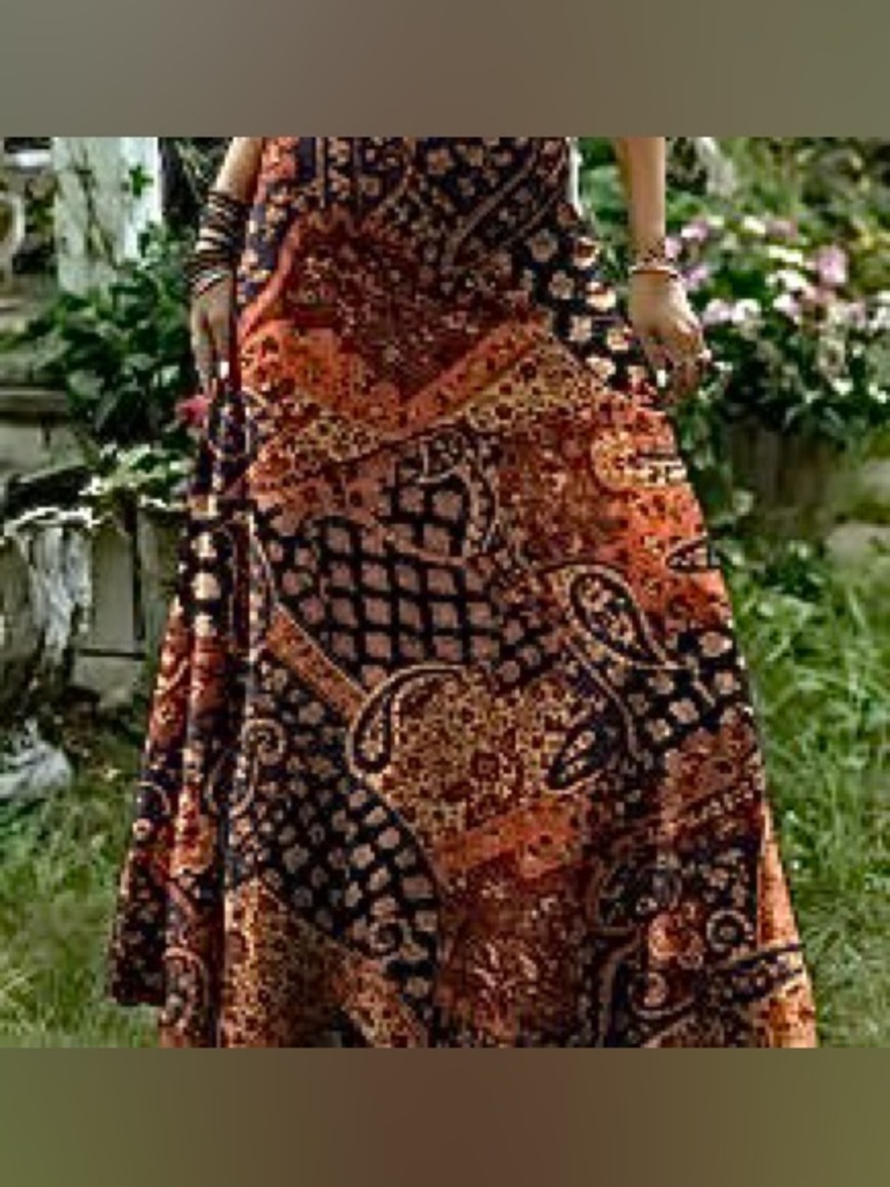 🆕Boho Paisley Print Maxi Skirt in Rust, Orange, Brown, and Tan. Size L. NWT.